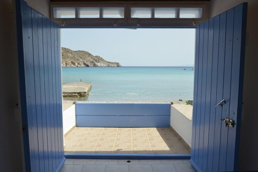Erginas Boat House Apartman Pláka Mílu Kültér fotó