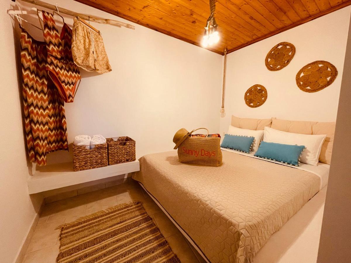 Erginas Boat House Apartman Pláka Mílu Kültér fotó